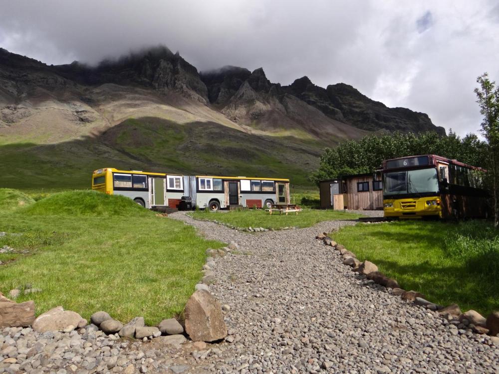 Esjan Glamping Buses