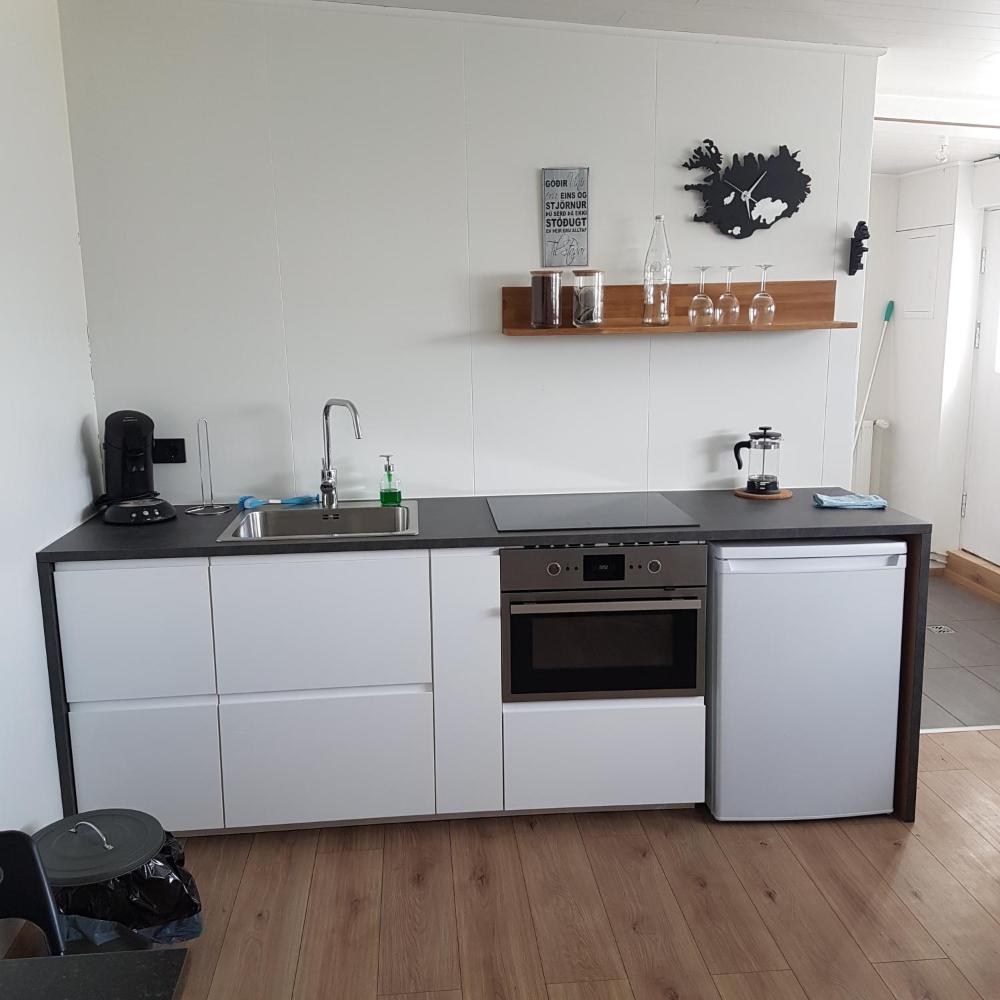 Hólavegur 6(Hólavegur 6)