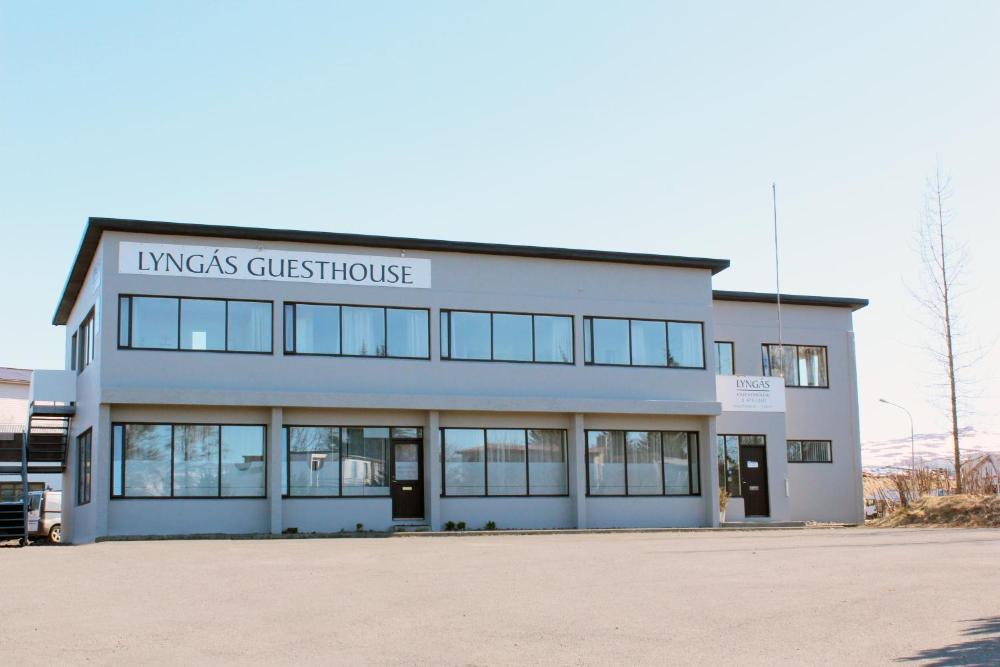 Lyngas & Laufas Guesthouse