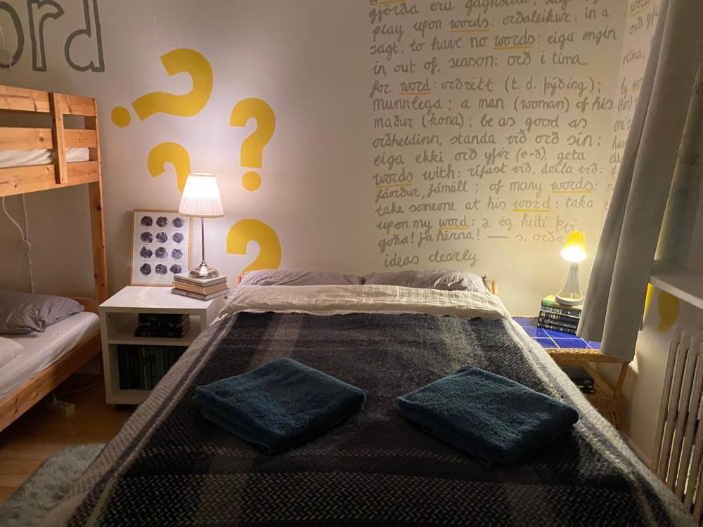 书店家庭公寓(The Bookstore Family Apartment)