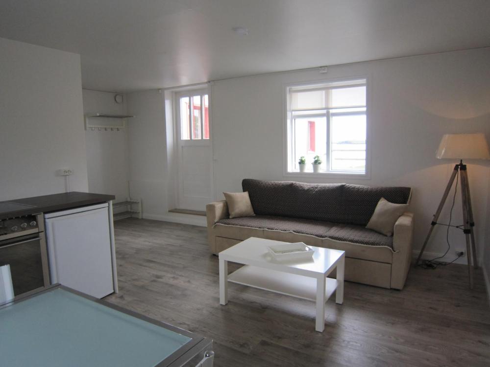 海滨公寓(Apartment by the Sea)