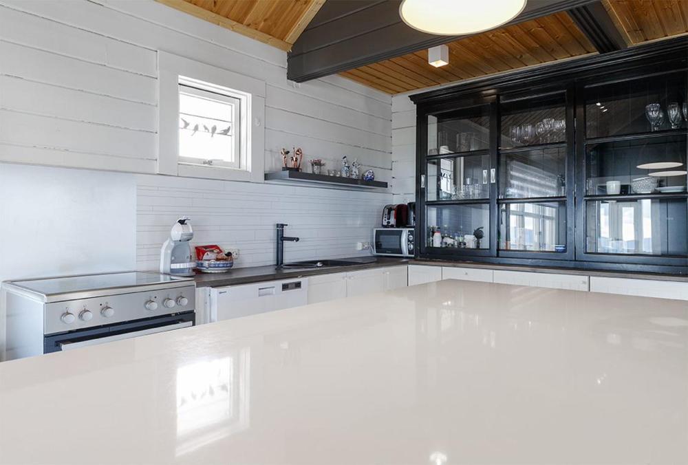 Blue Viking Luxury Cabin