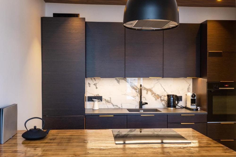 Lundur Apartments - Down Town