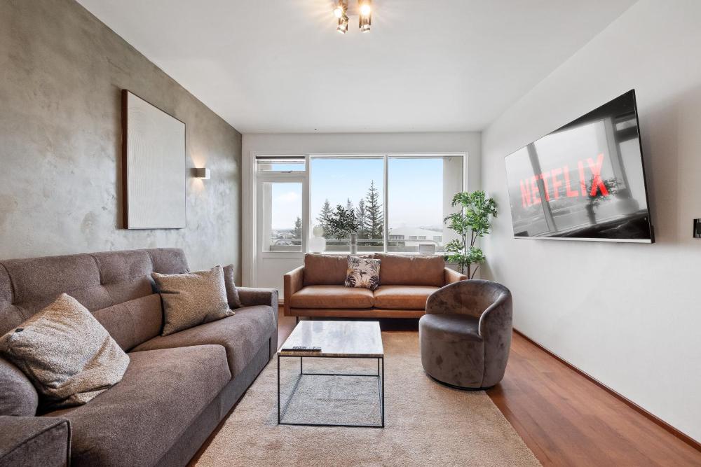 步行8分钟可达冰岛最大购物中心-免费停车