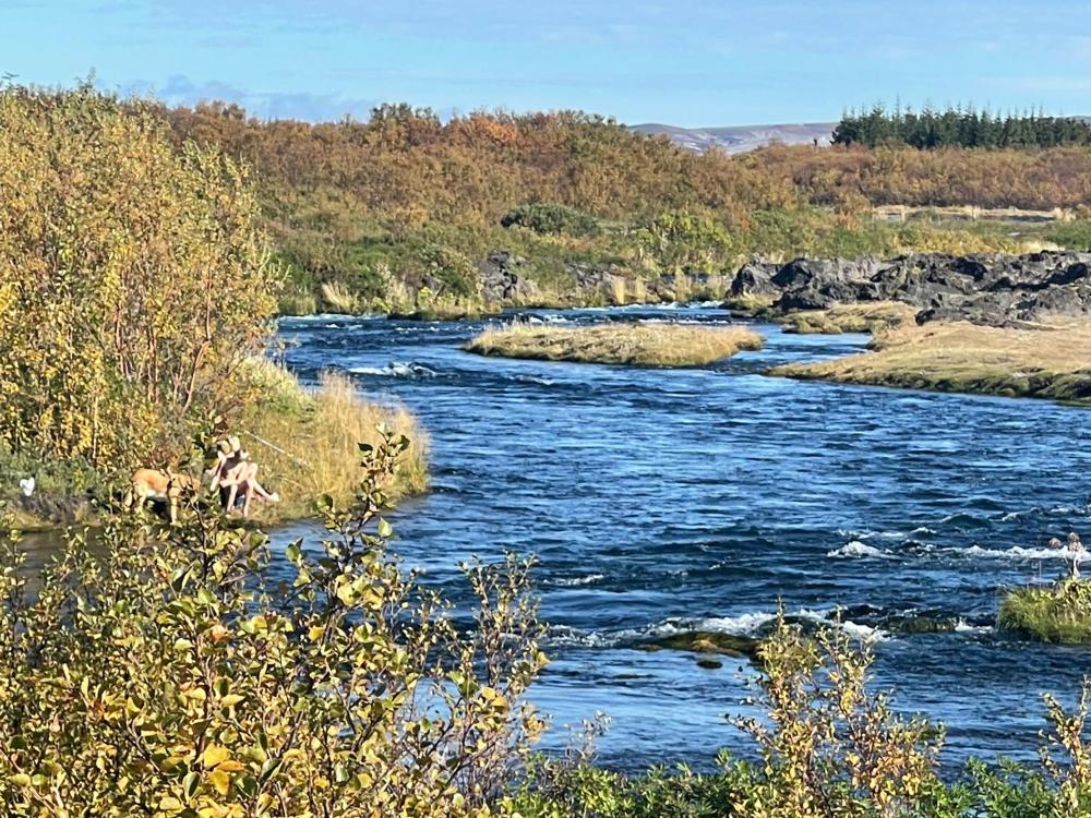 Northern Lights Cabin, Riverside, Uitzicht op de Bergen