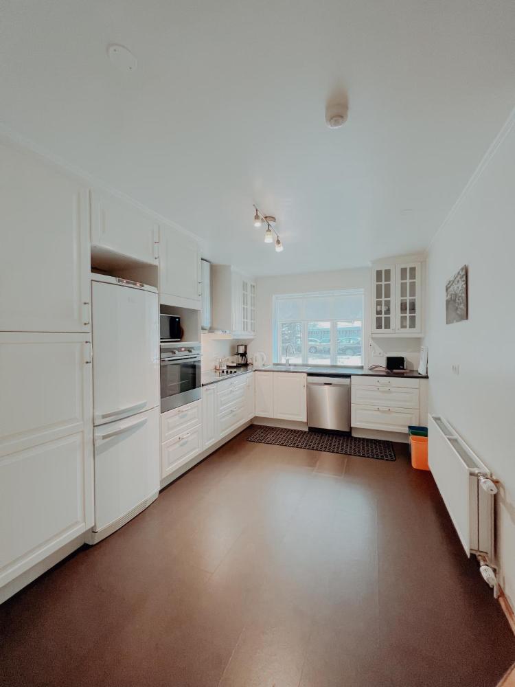 胡萨维克老学校公寓(Gamli Skolinn Husavik)