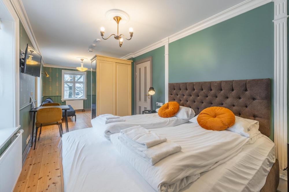 Day Dream Historical Grjotagata 4