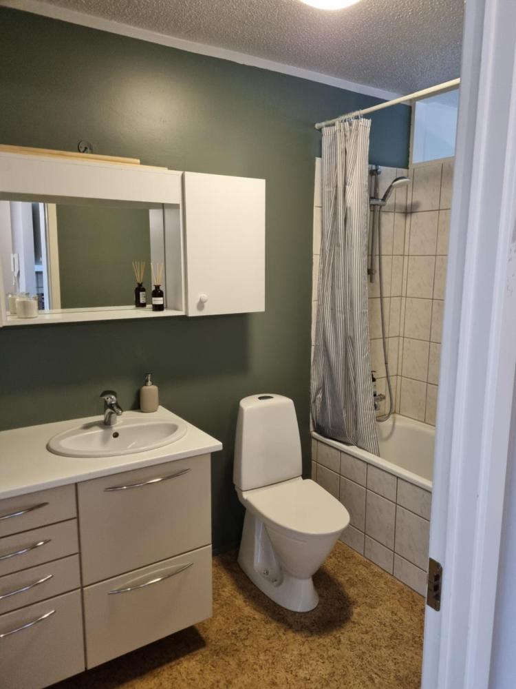 家庭租赁 - K8 (Home Rent - K8)