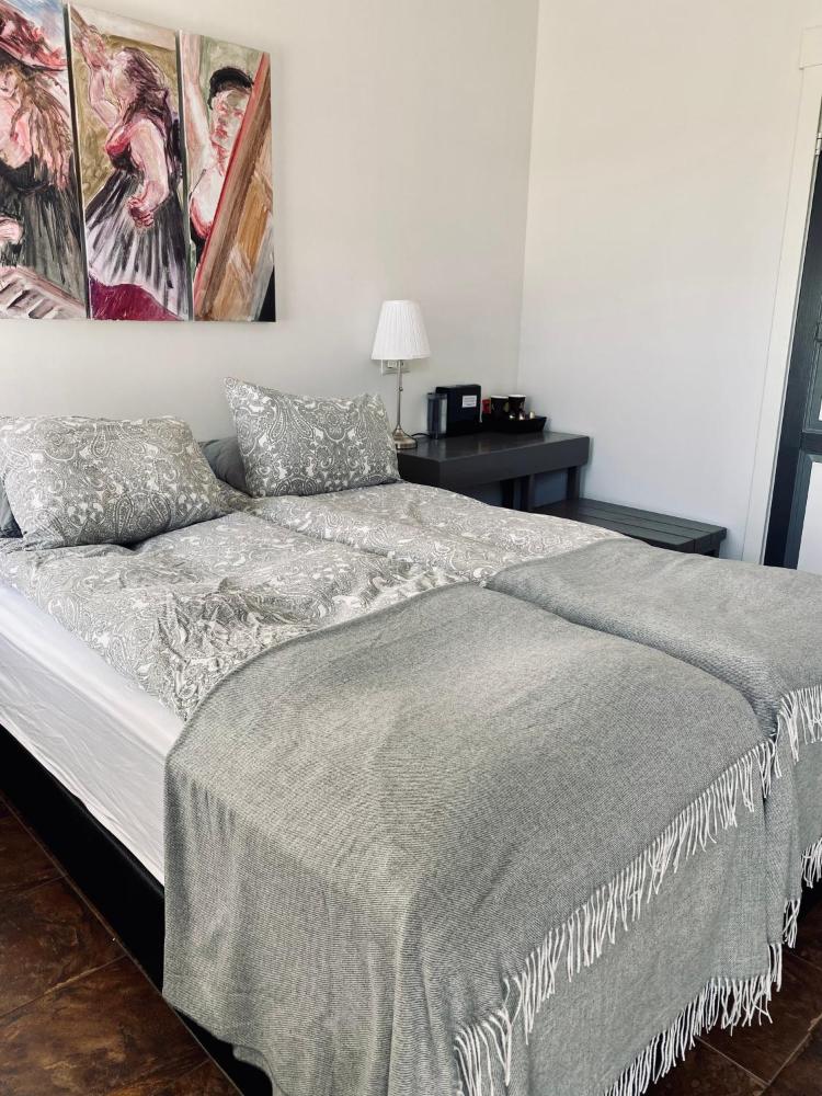 흐라운스네프 컨트리 호텔 | Hraunsnef Country Hotel