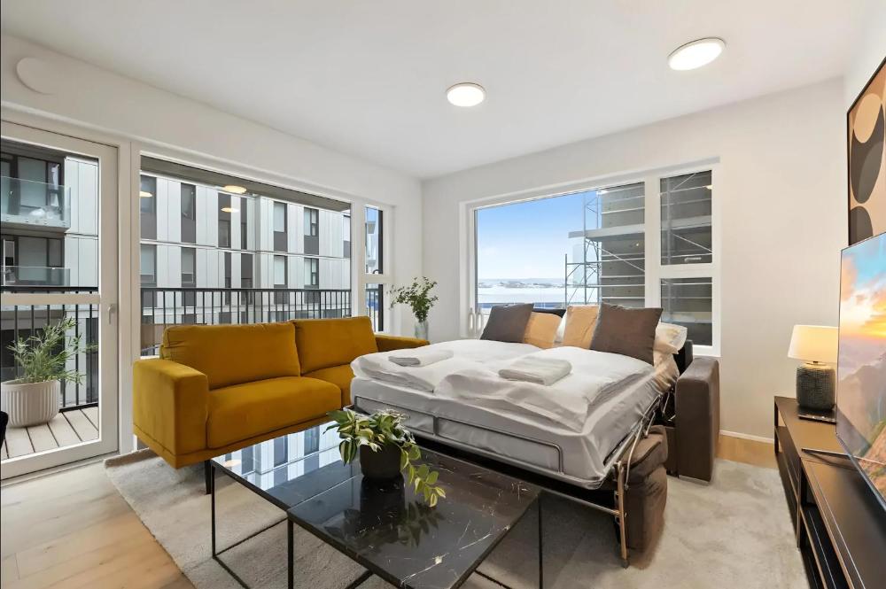 Nouvel appartement près du centre commercial Smáralind avec parking privé