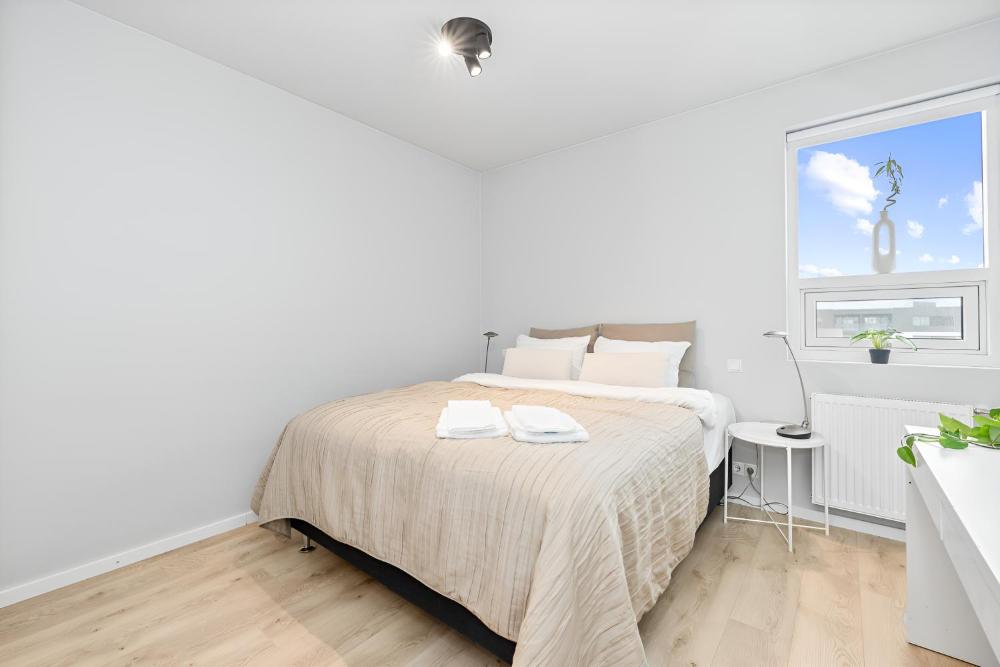 Apartamento nuevo y tranquilo junto a Sky Lagoon