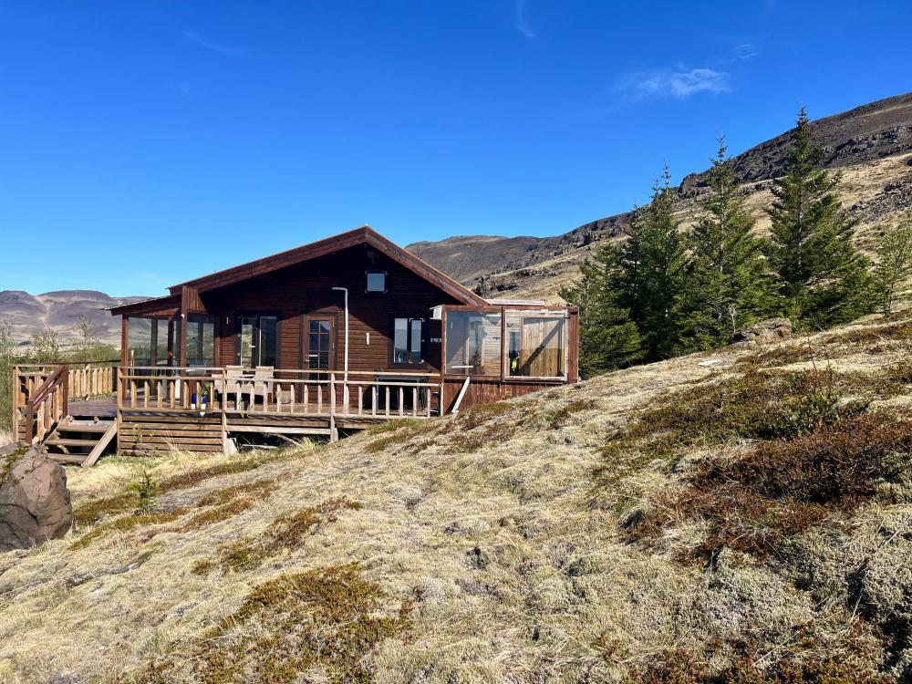 Icelandic Lake House