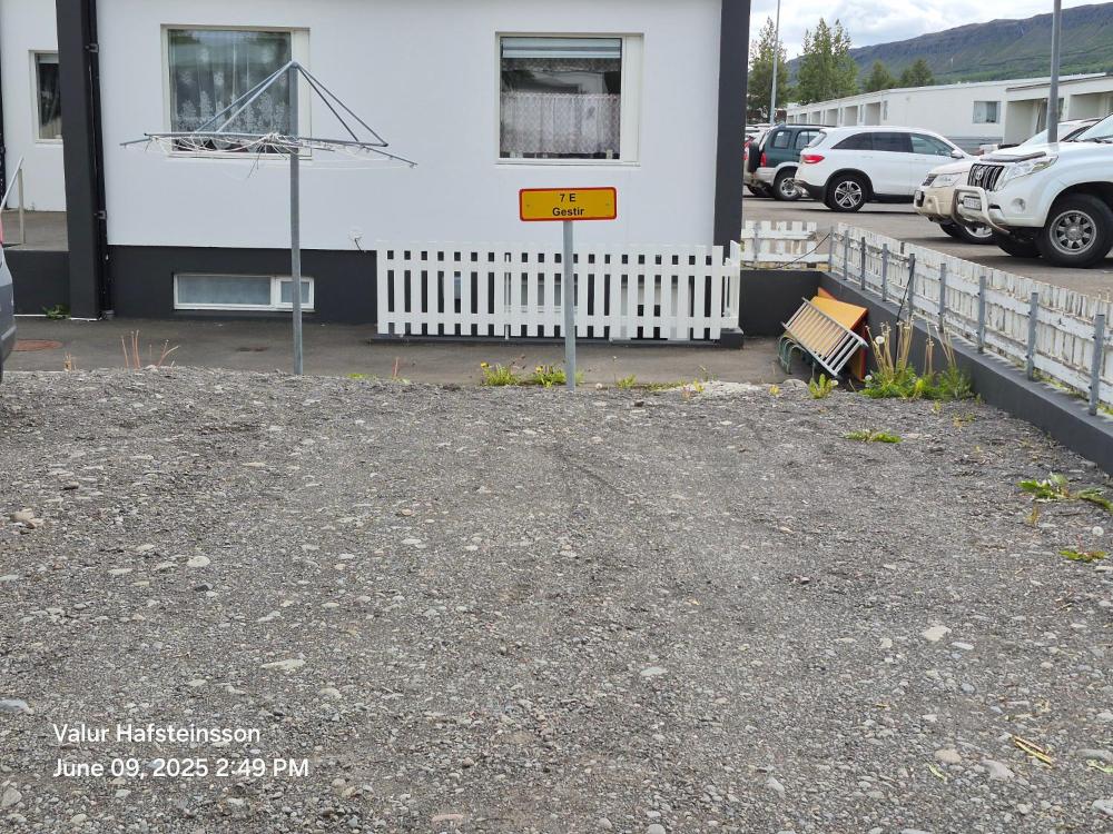 地下隐居(Basement Hideaway)