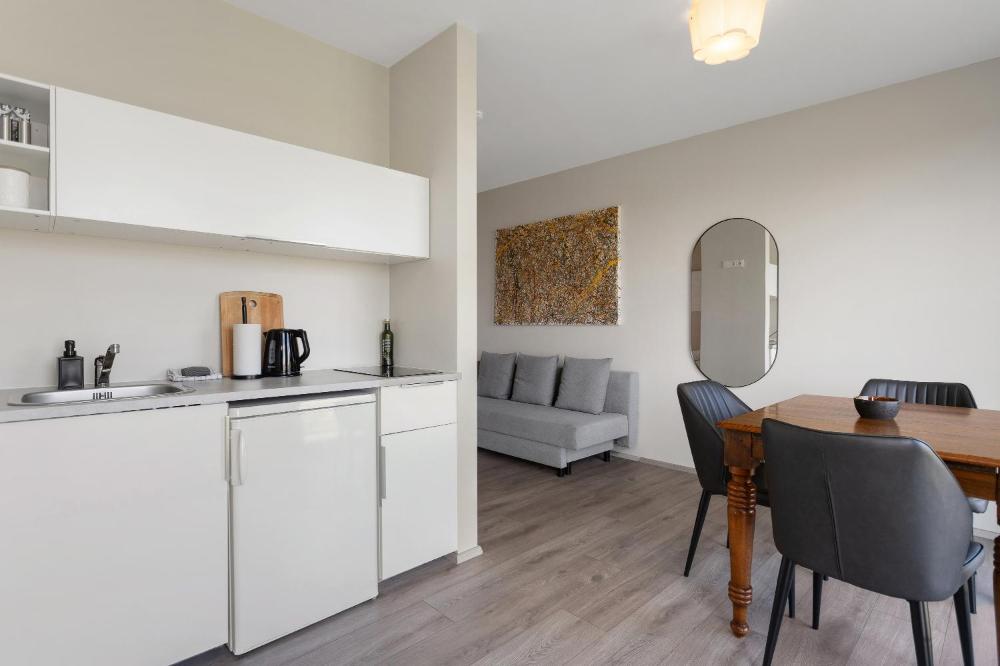 Myri Guesthouse Stay For A Tree