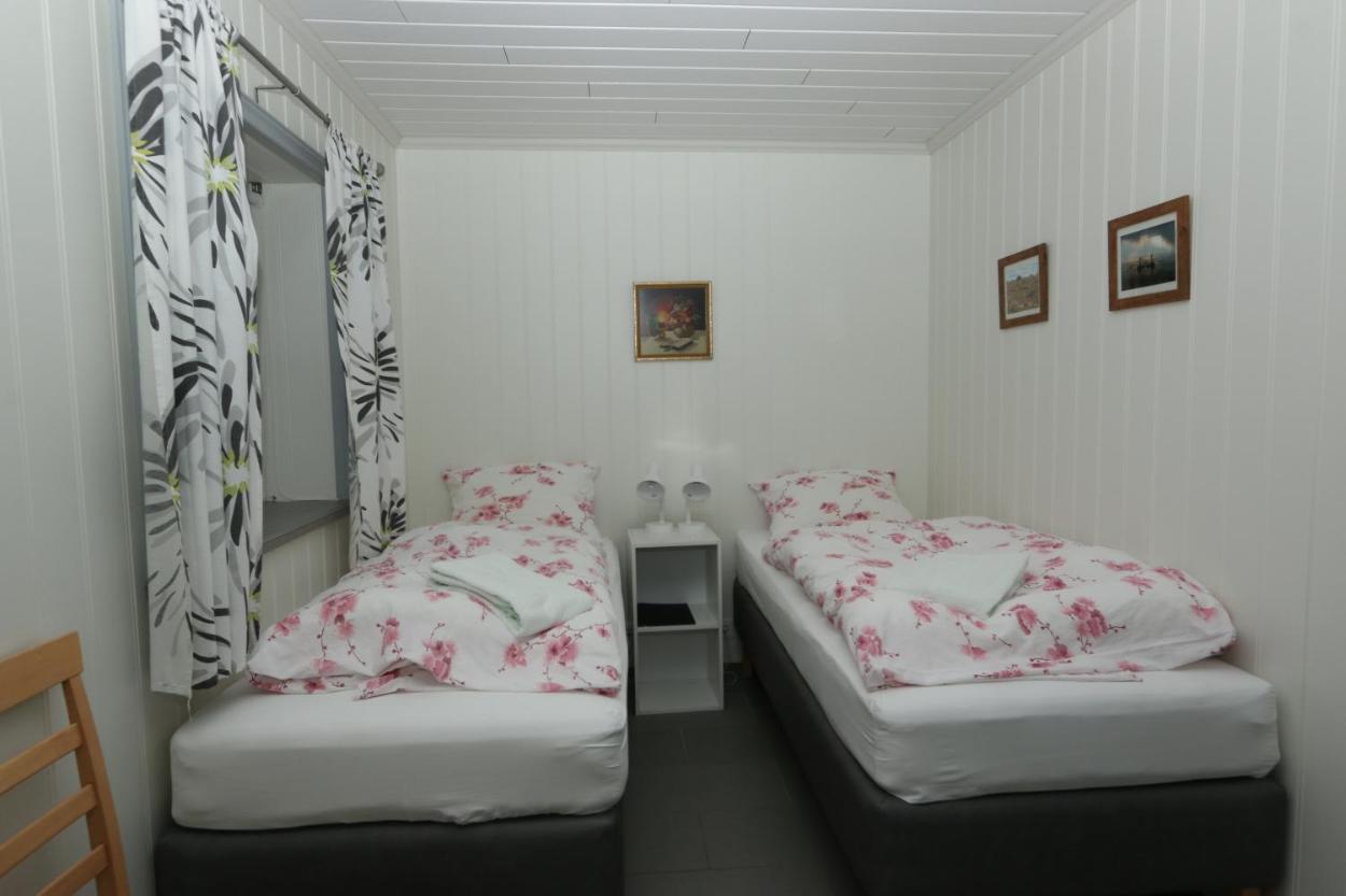 Steindorsstadir Guesthouse