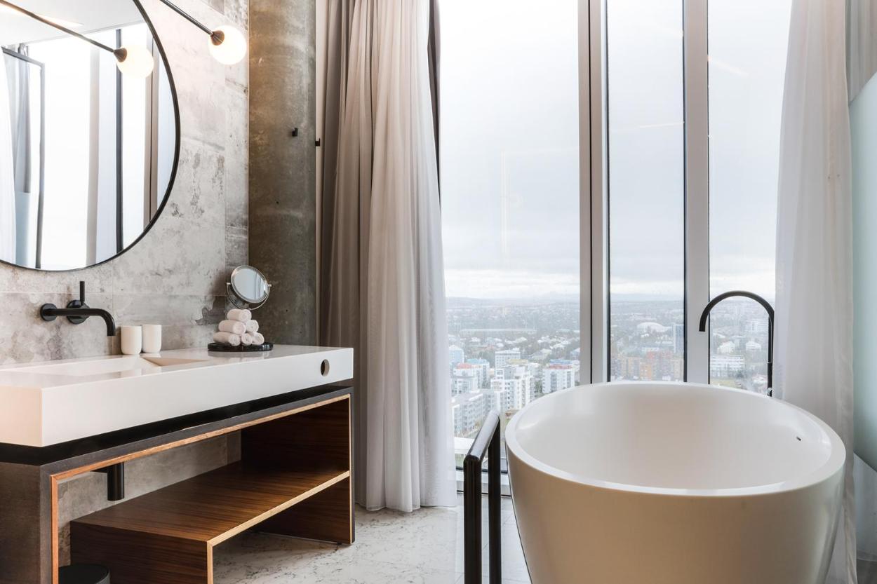 雷克雅未克塔楼套房酒店（Tower Suites Reykjavik）