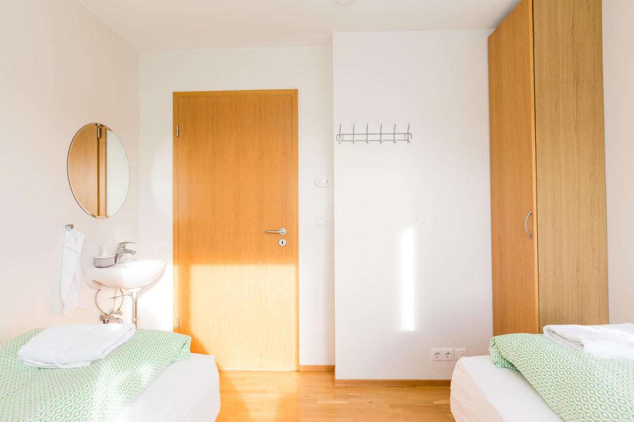 크볼드스탸르난 게스트하우스(Kvoldstjarnan Guesthouse)