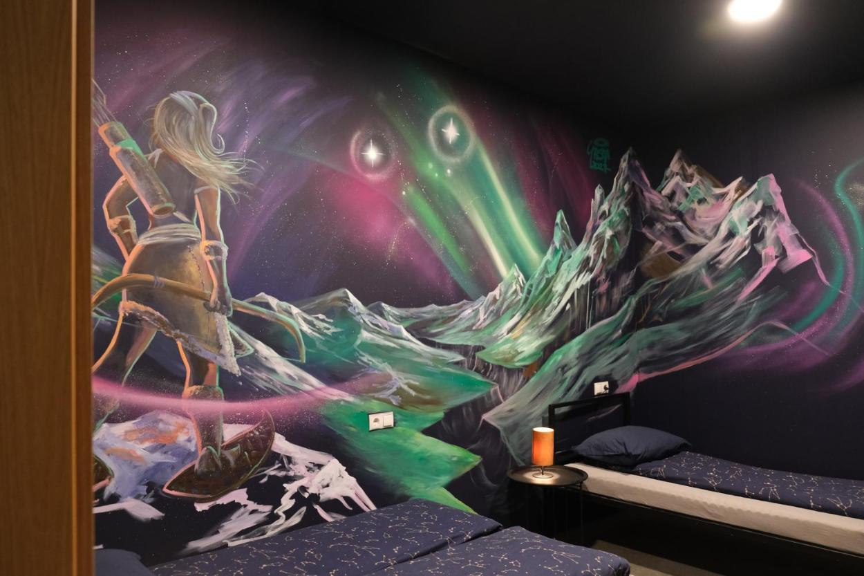 冰柜旅馆 | The Freezer Hostel