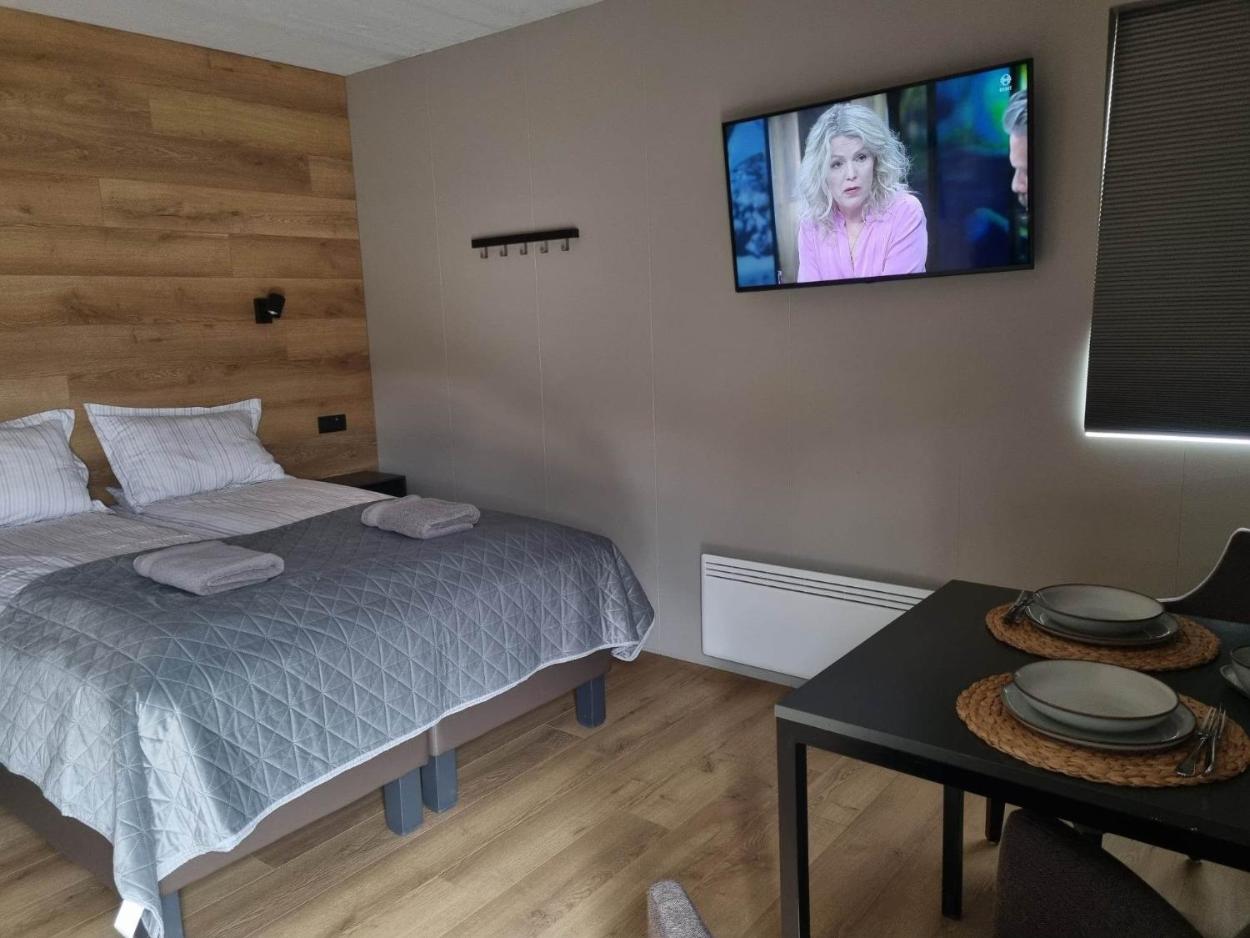 Nuevo y moderno estudio para dos a 30 km de Kirkjubaejarklaustur