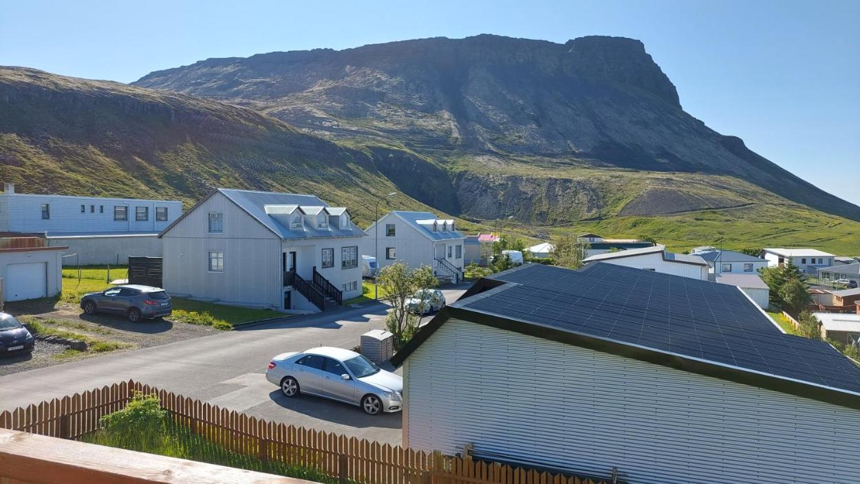 奥拉夫斯维克旅馆（Olafsvik Guesthouse）