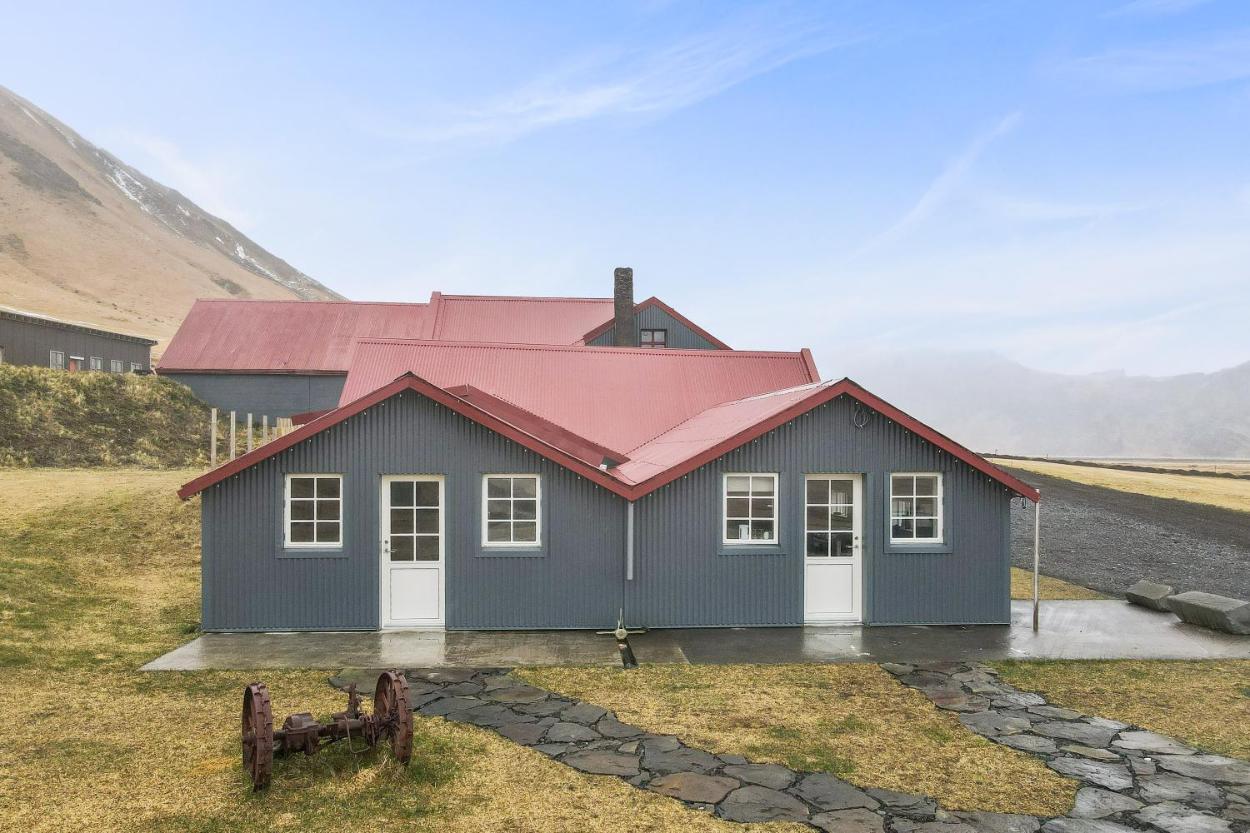 Rauðafell鸡舍（Rauðafell ChickenCoop）