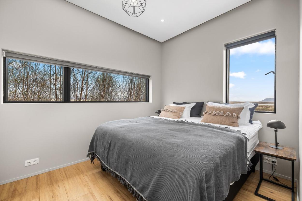 Rymligt sommarhus med 4 sovrum och bubbelpool