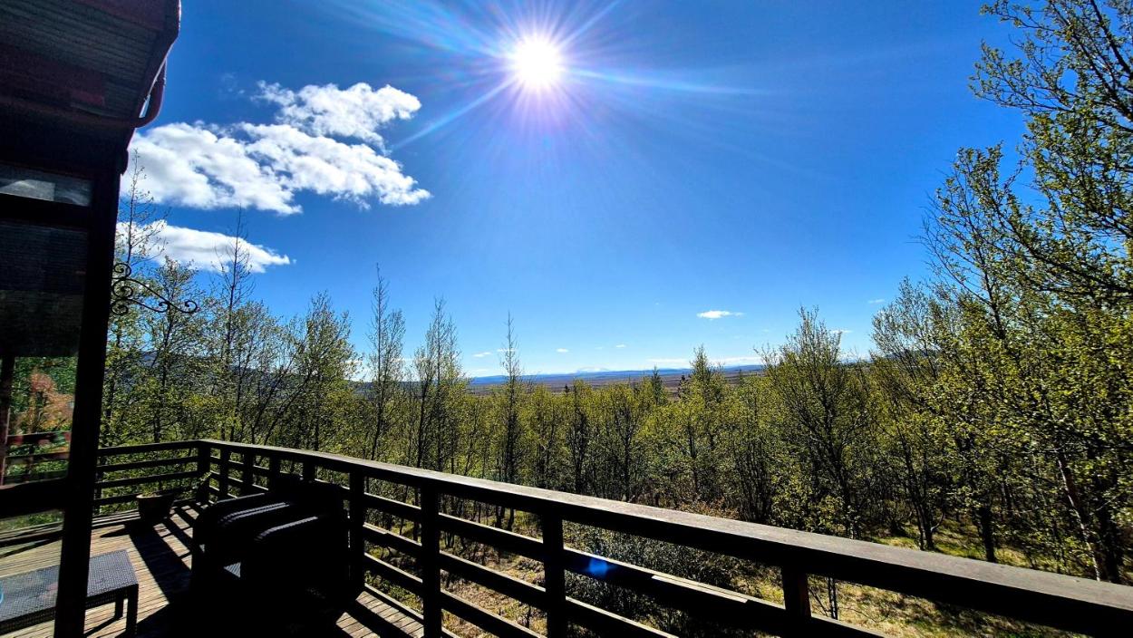 Selið Cottage - กระท่อมดูร้อนสไตล์ไอซ์แลนด์พร้อมอ่างน้ำร้อน