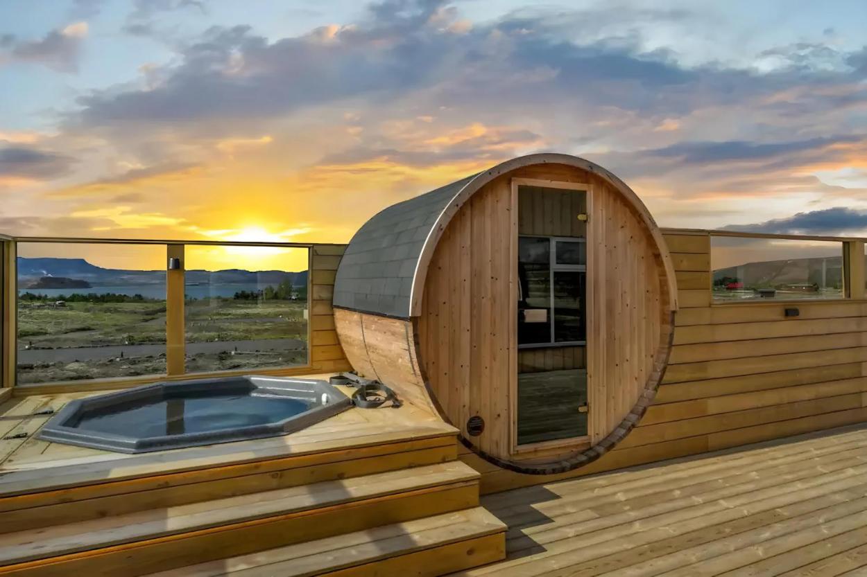 Thingvallavatn温泉浴缸和桑拿2024新建小屋（Thingvallavatn Hot Tub Sauna 2024 Built Cabin）