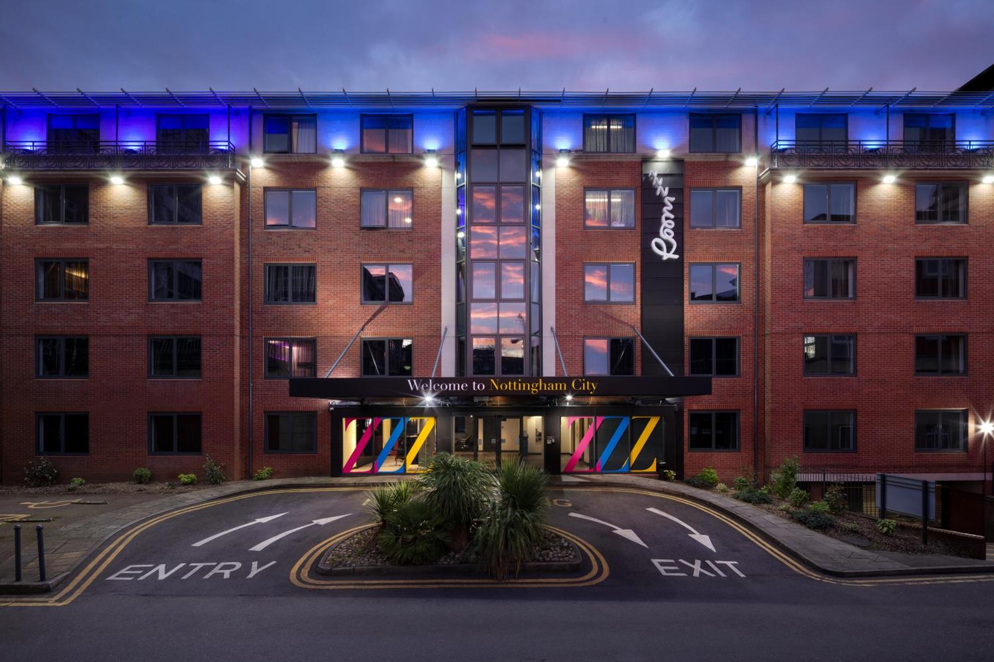 5. Roomzzz Nottingham City