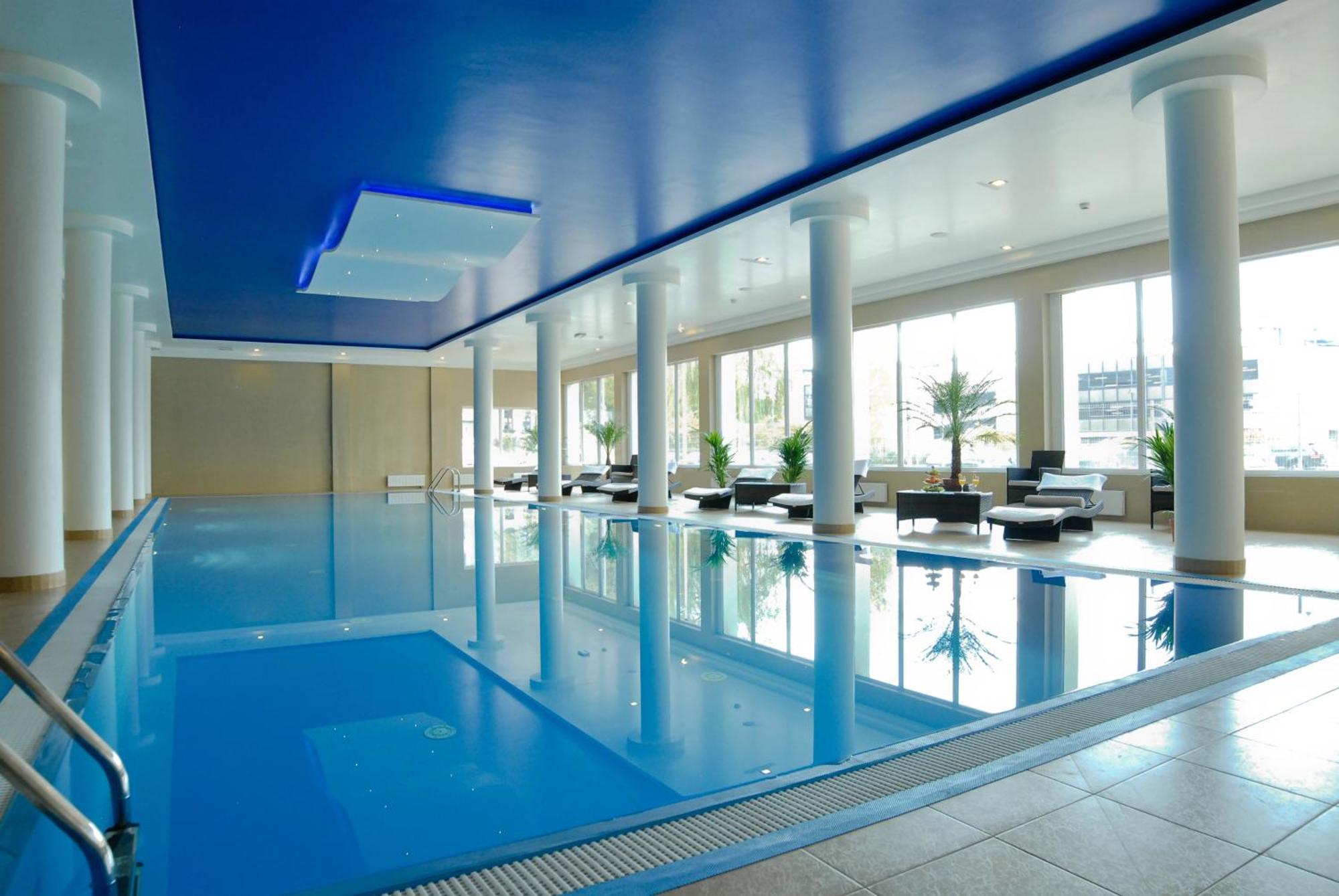 9. Hotel Ambasador Premium