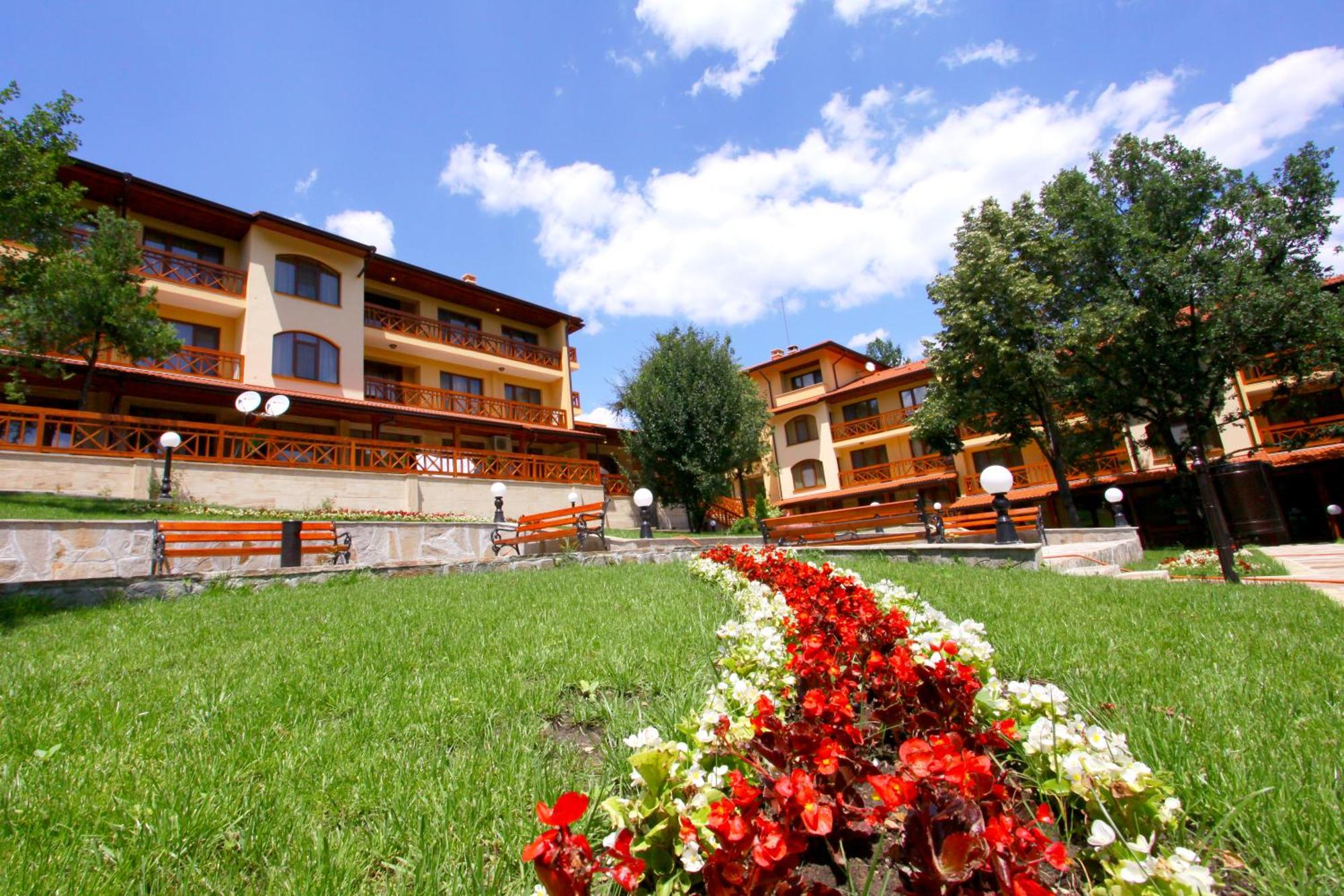 8. Armira Hotel & Spa