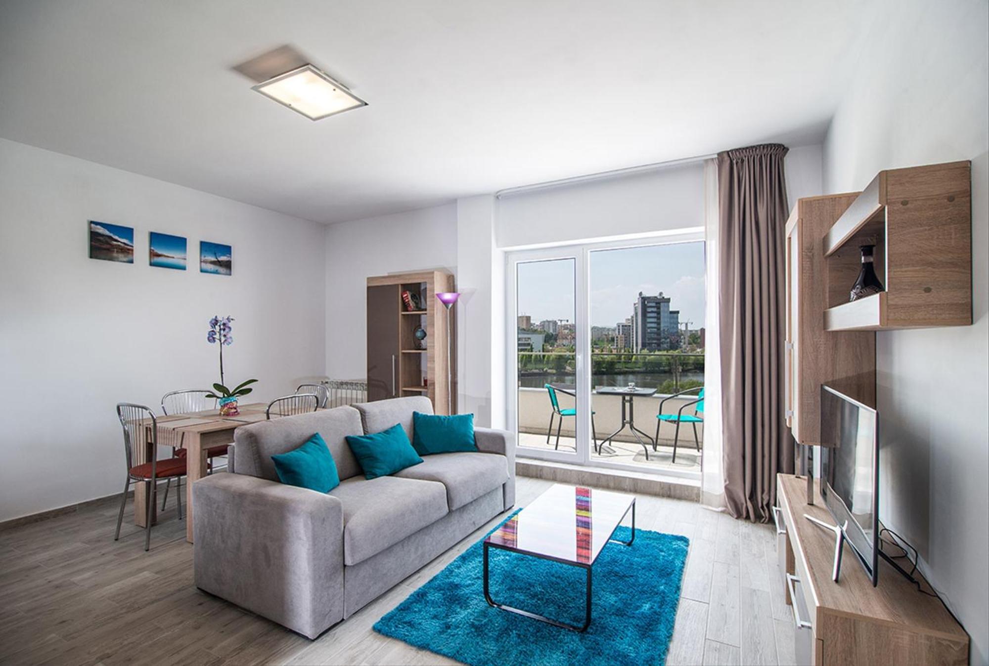 7. RESIDENCE Il Lago