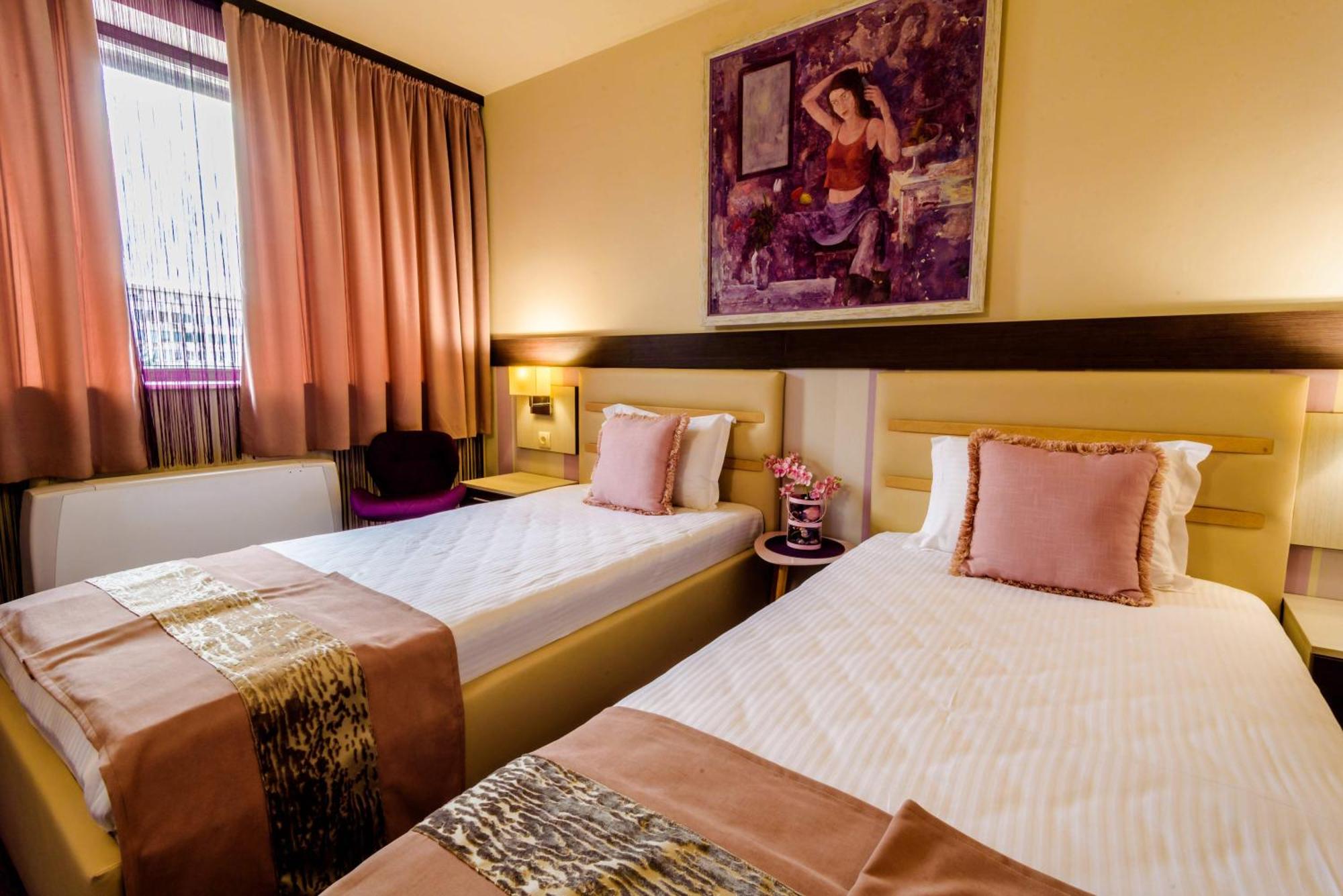5. Hotel Rostov