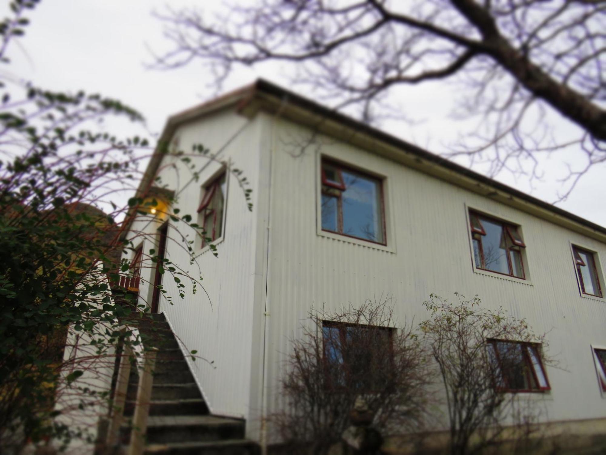 Kálfafellsstadur Guesthouse
