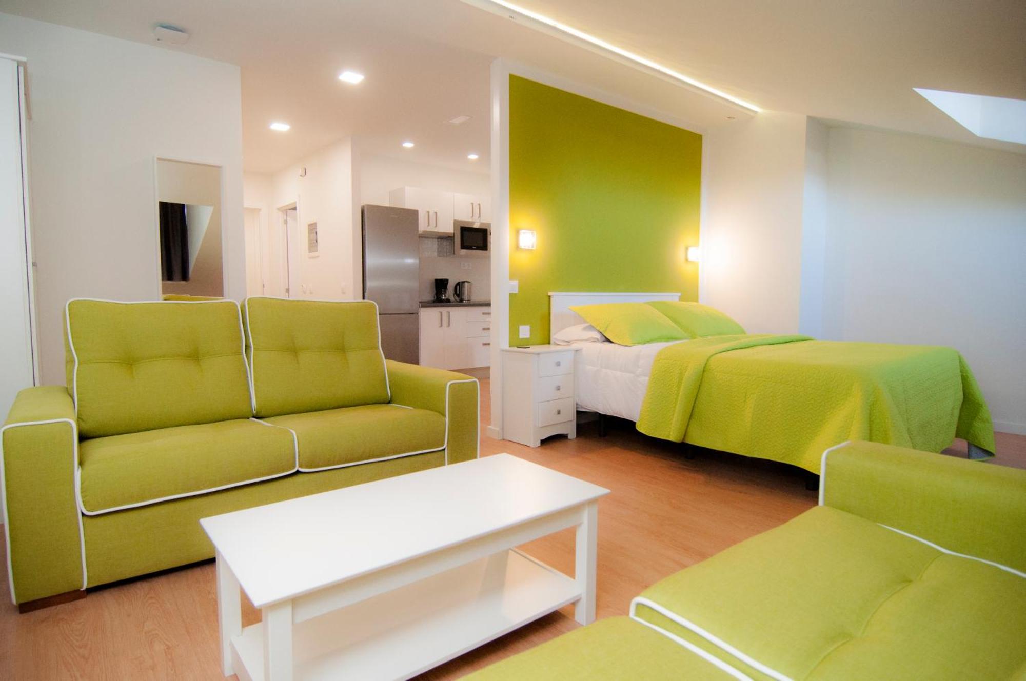 8. Los Rodeos Apartments