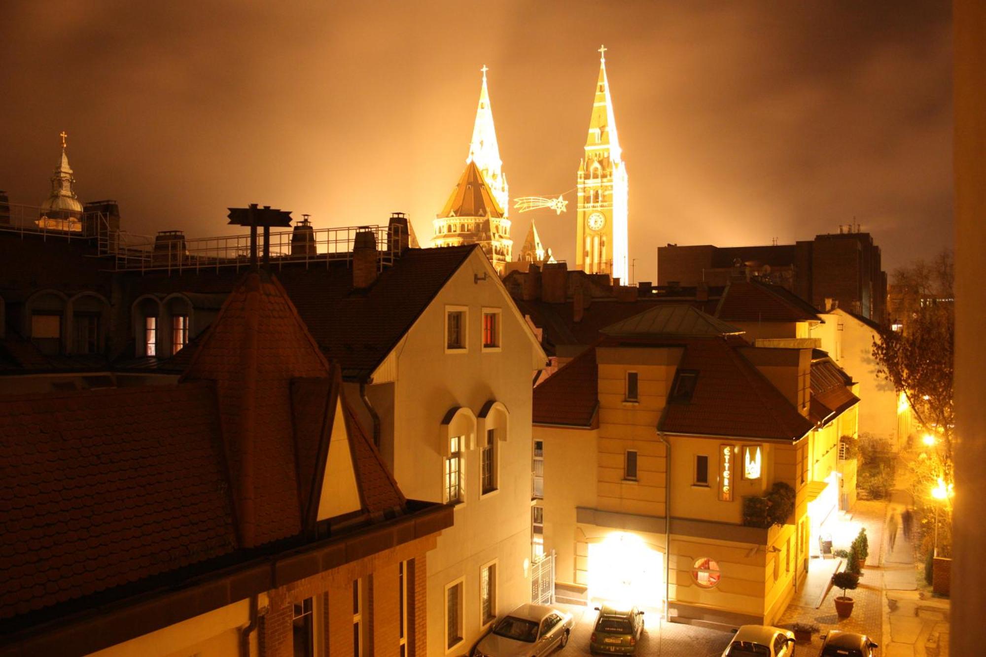9. Art Hotel