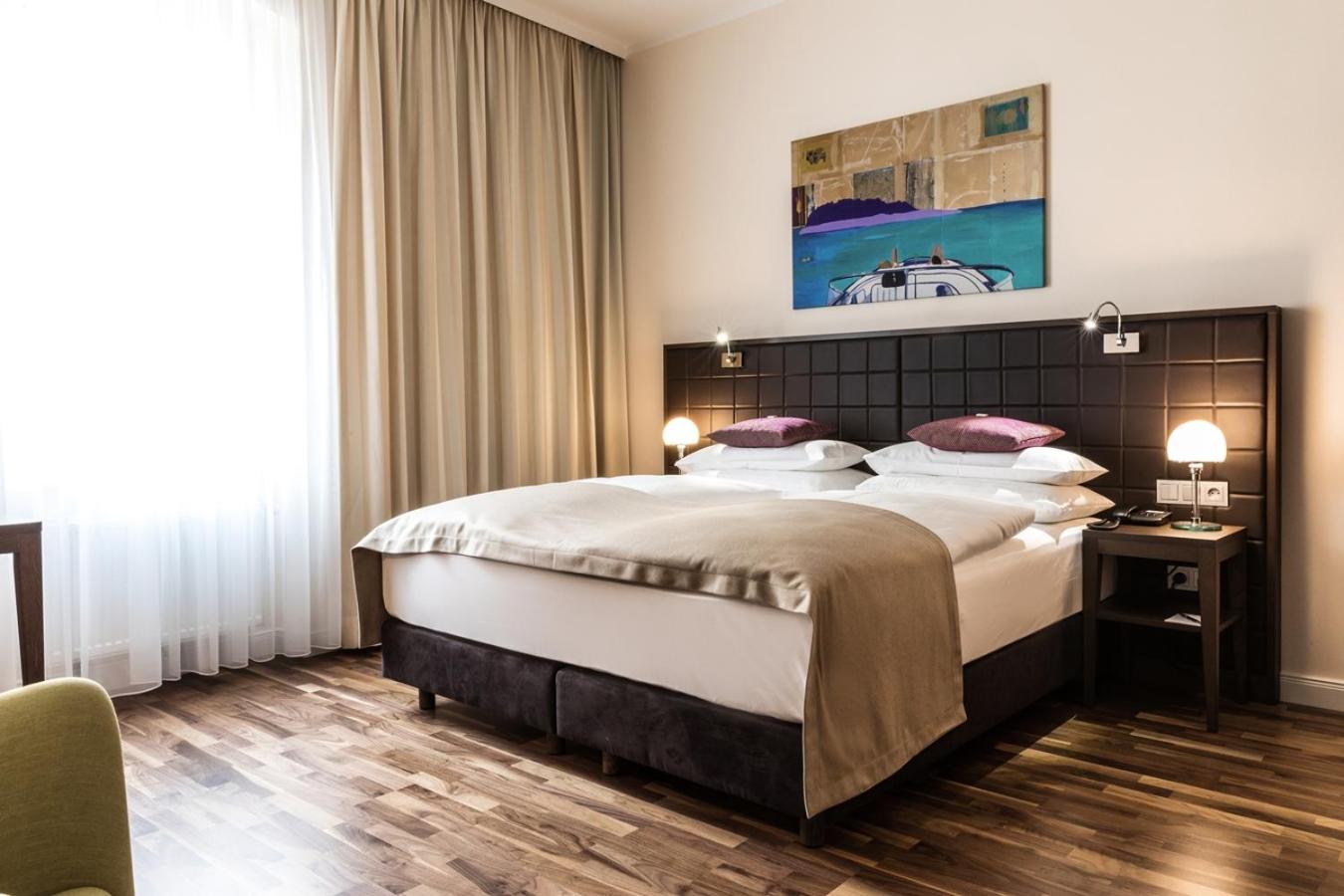 7. Hotel Sandwirth