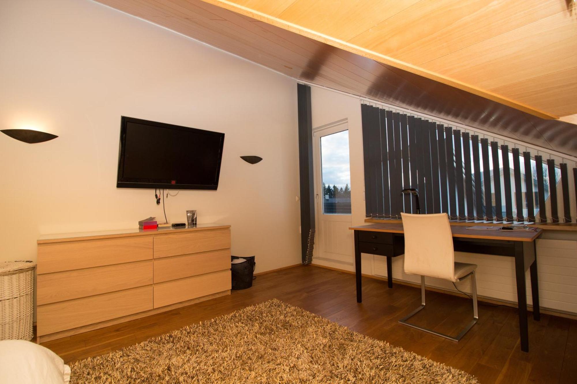 Luxury Villa เรกยาวิก