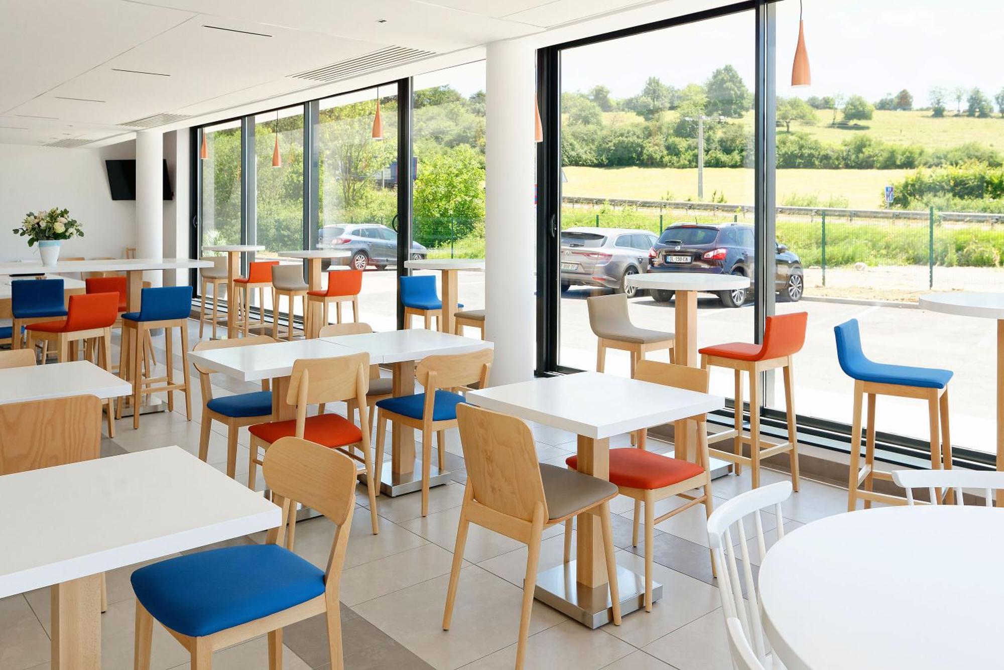 1. Hotel Akena Besancon