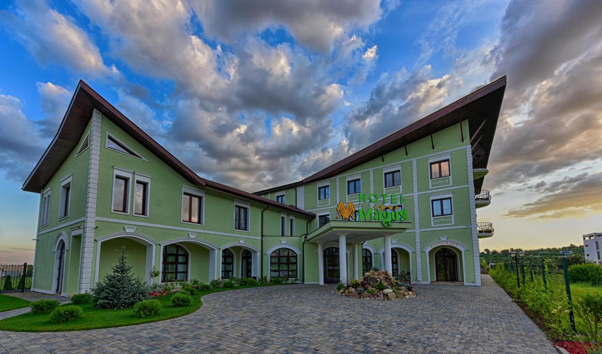 4. Magus Hotel