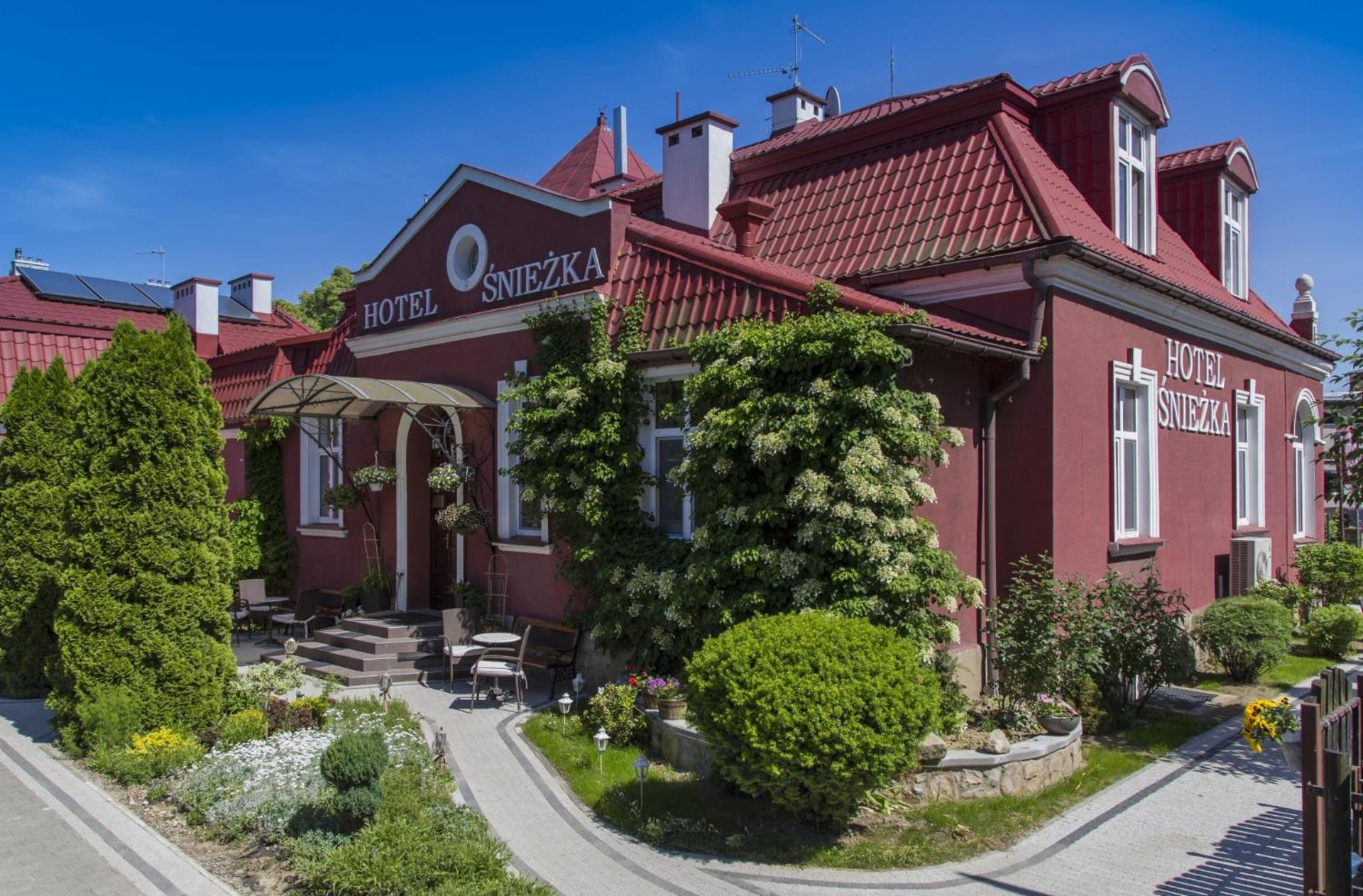 9. APARTAMENTY GUZIK 22