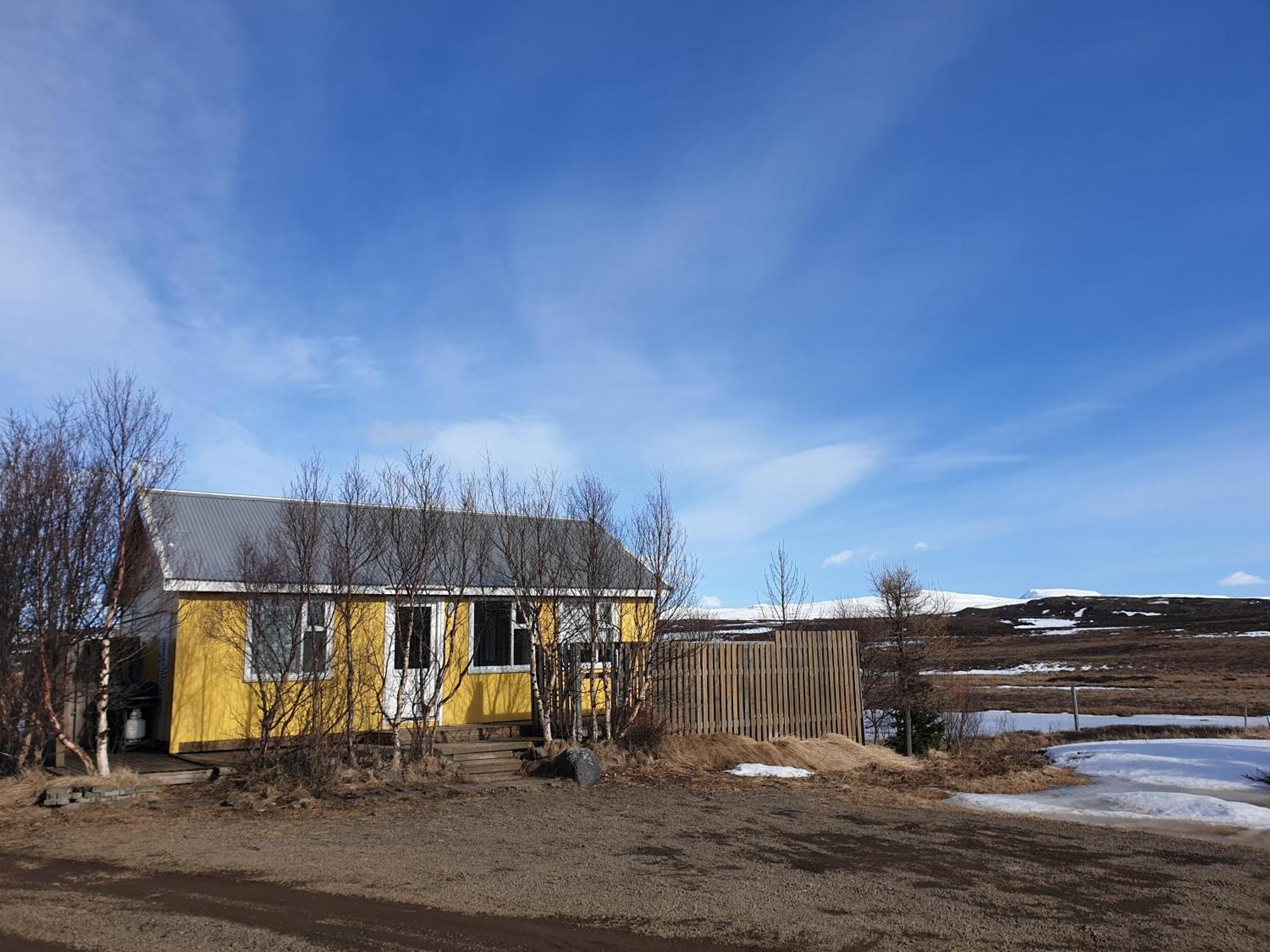 Vid-Bot Riverside Cottage