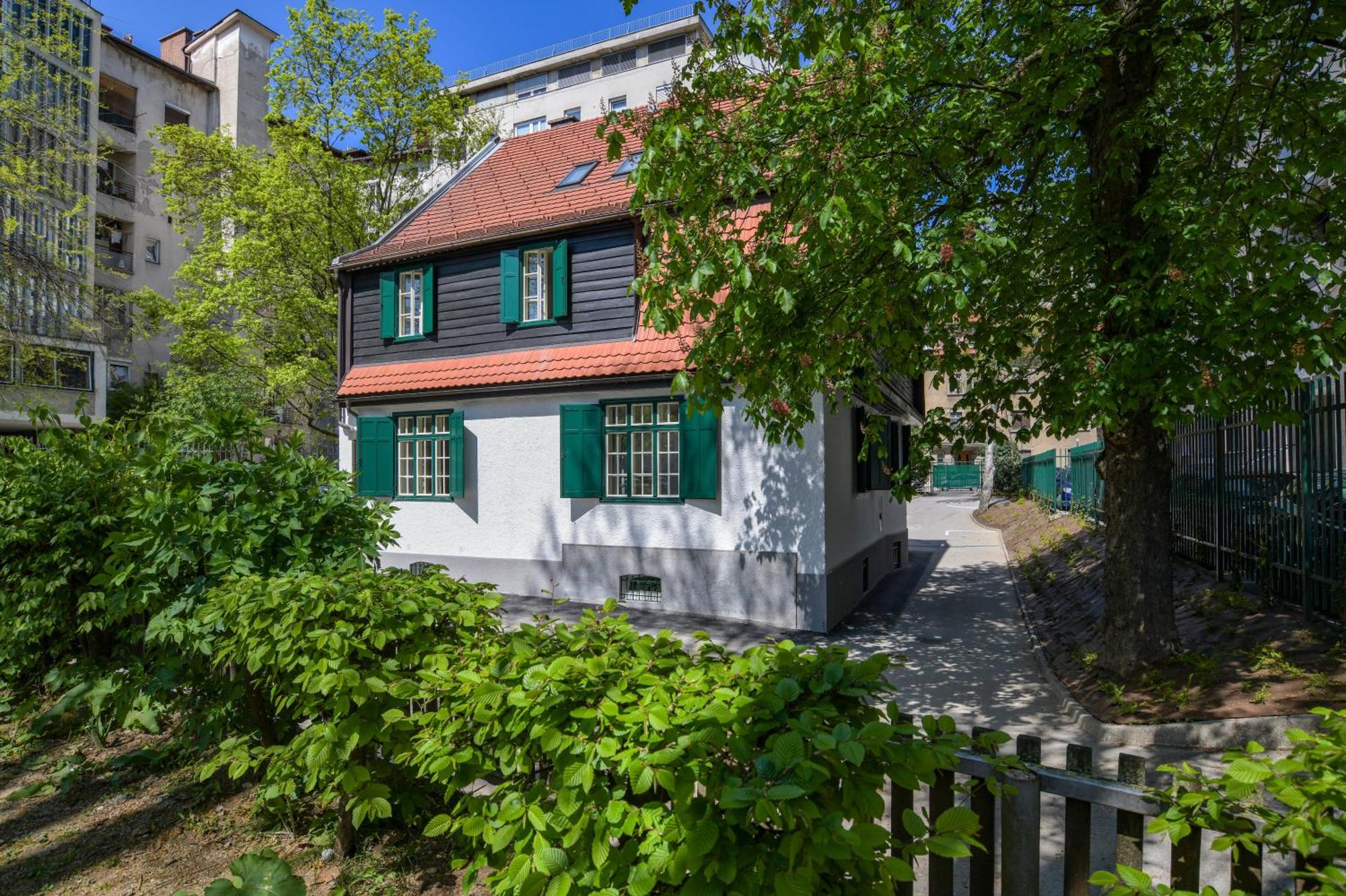 9. Vila Selena