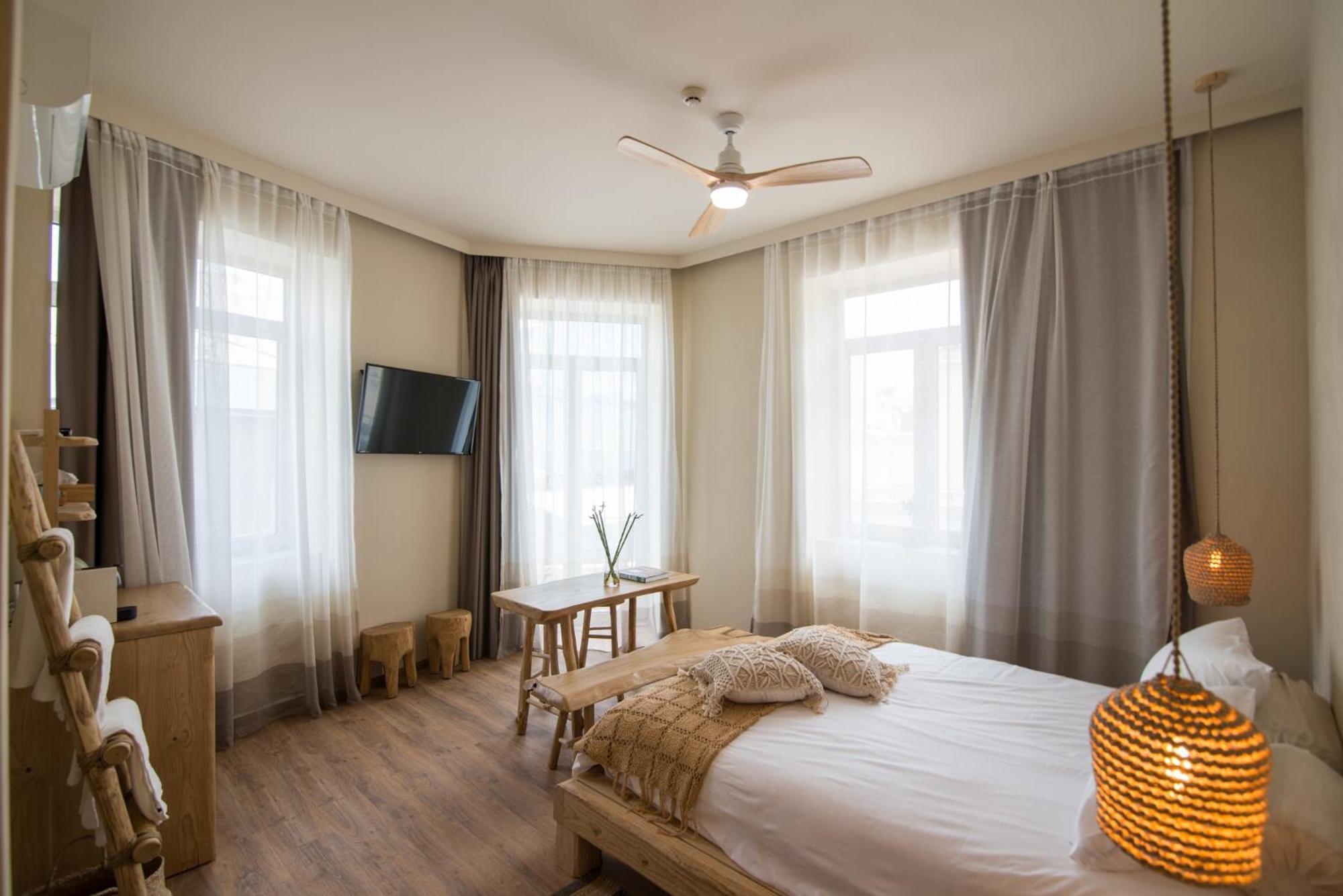 10. Ederlezi Boutique Hotel