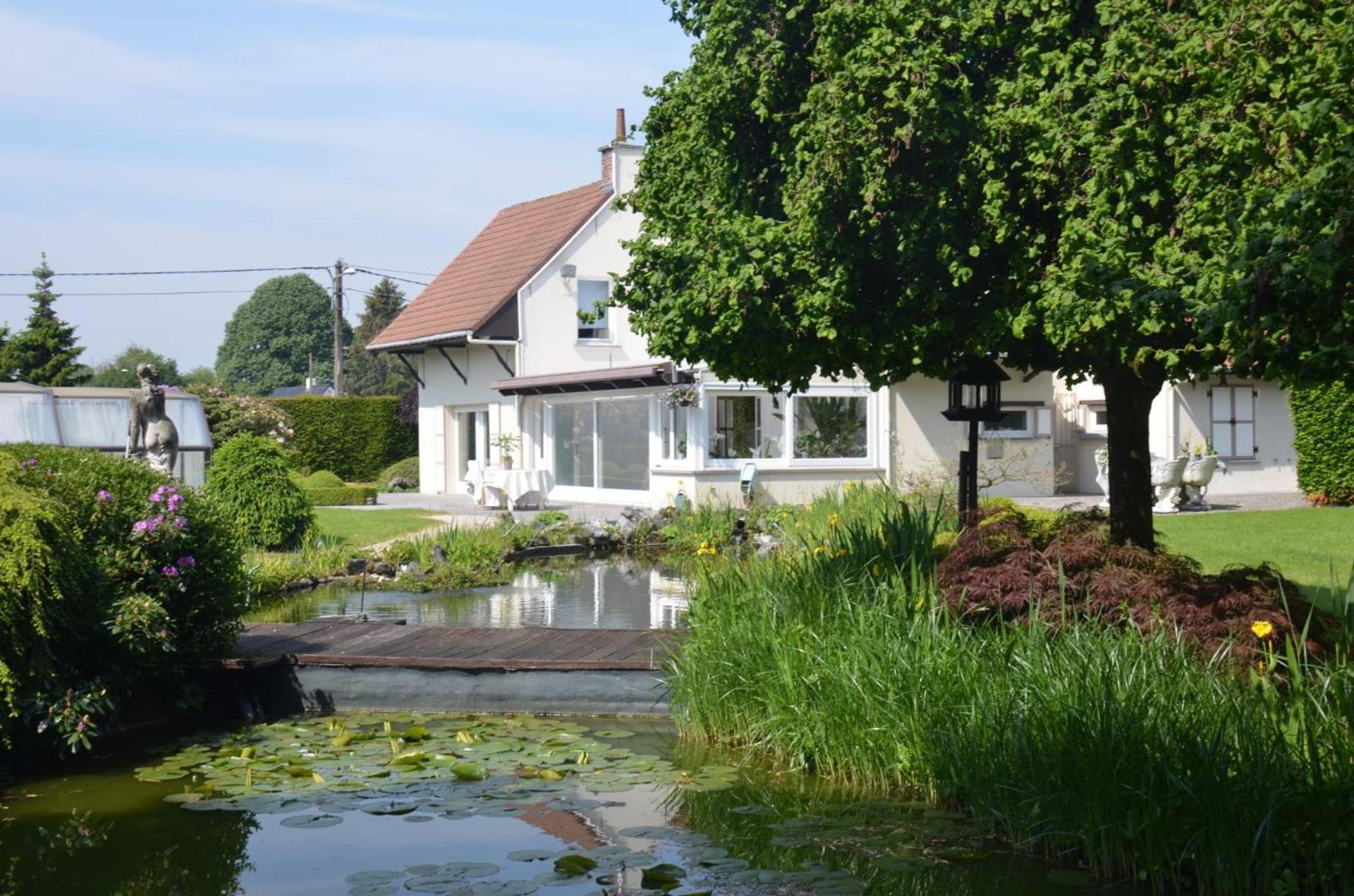 7. Jardin du Marais