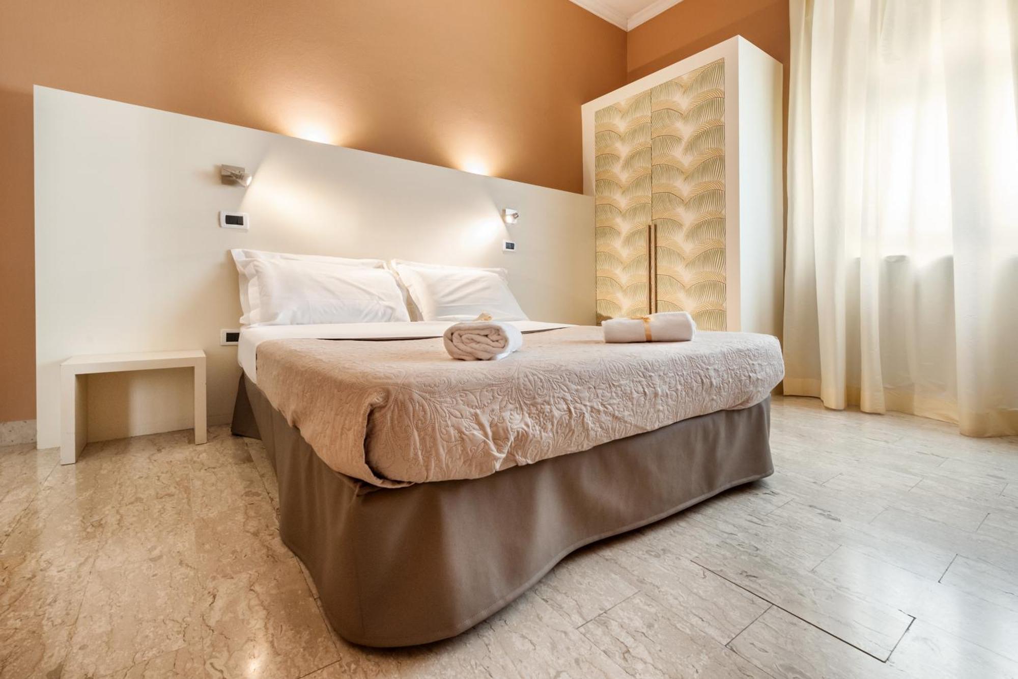 2. Lucca in Villa - Villa Elisa & Gentucca