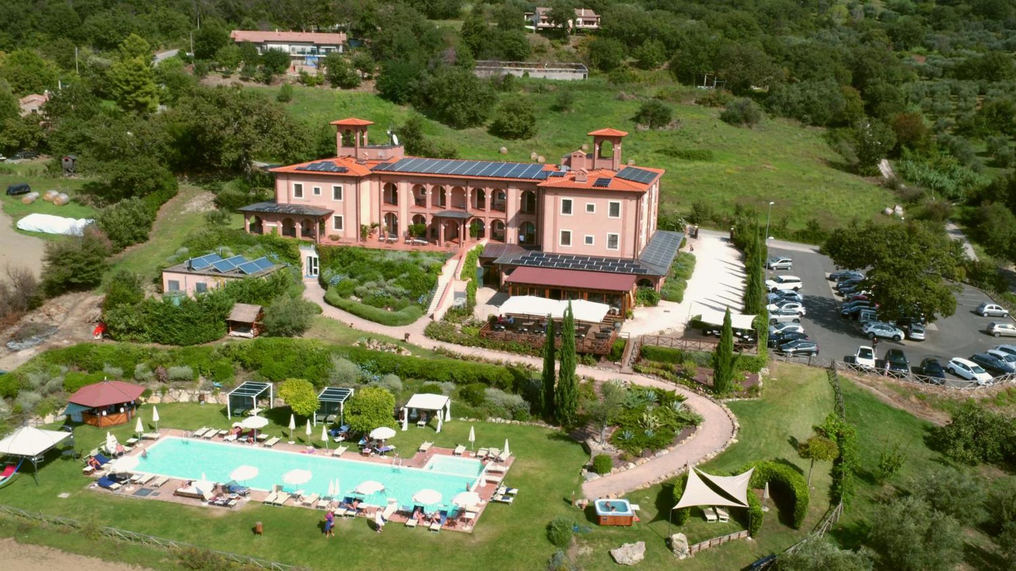 6. Saturnia Tuscany Hotel