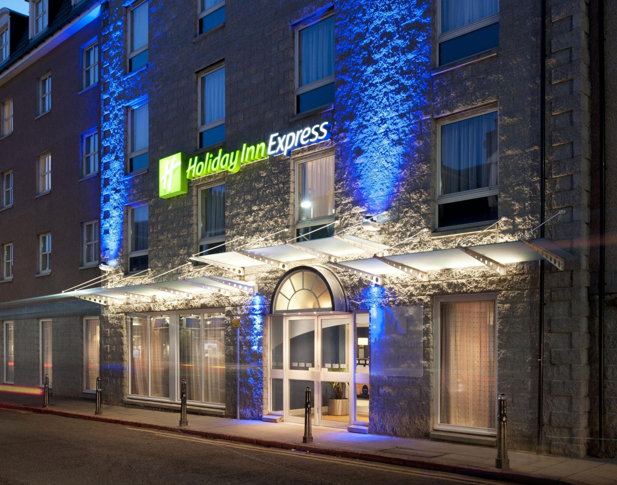 7. Holiday Inn Express Aberdeen City Centre