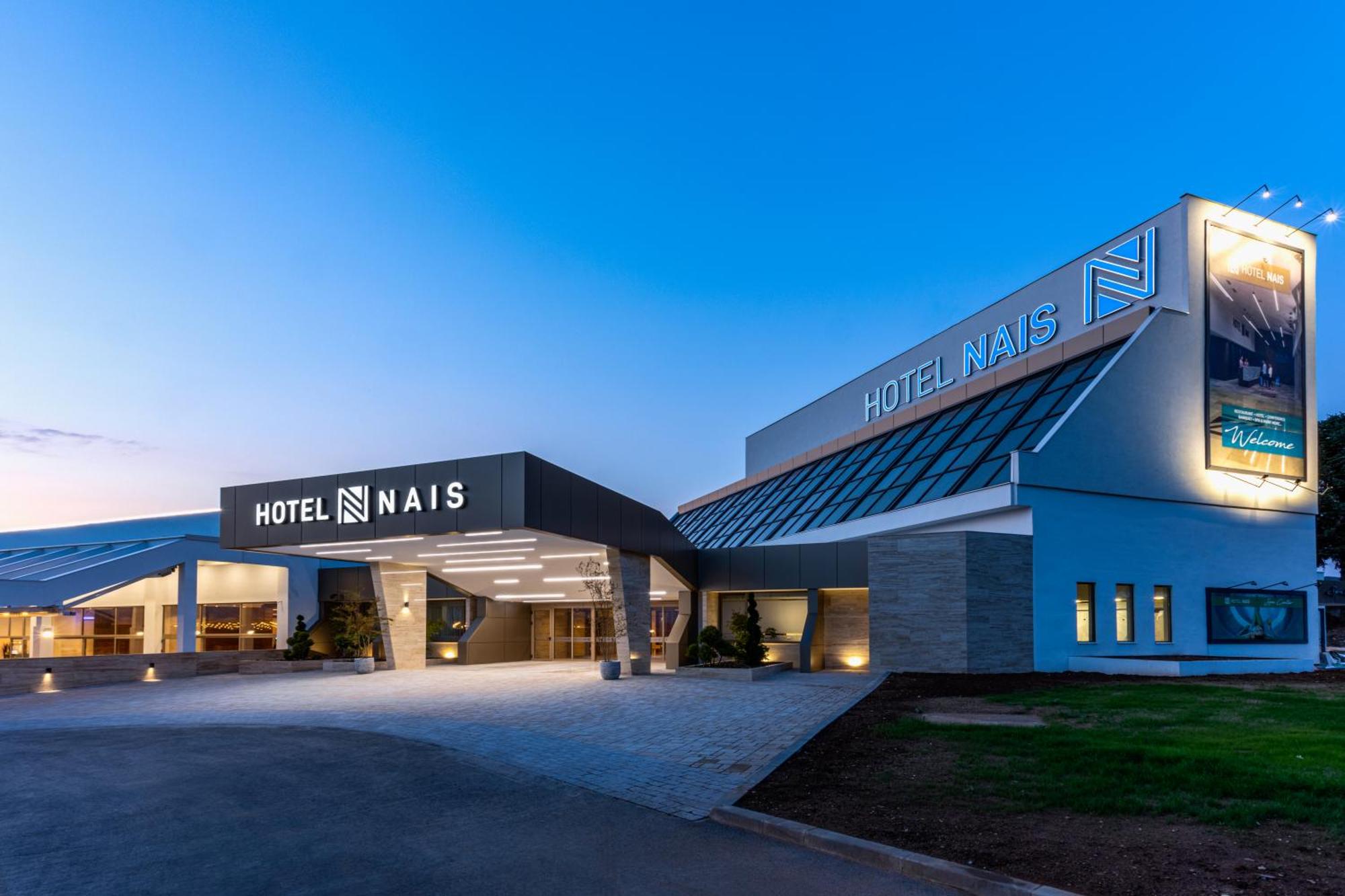 7. Hotel Nais