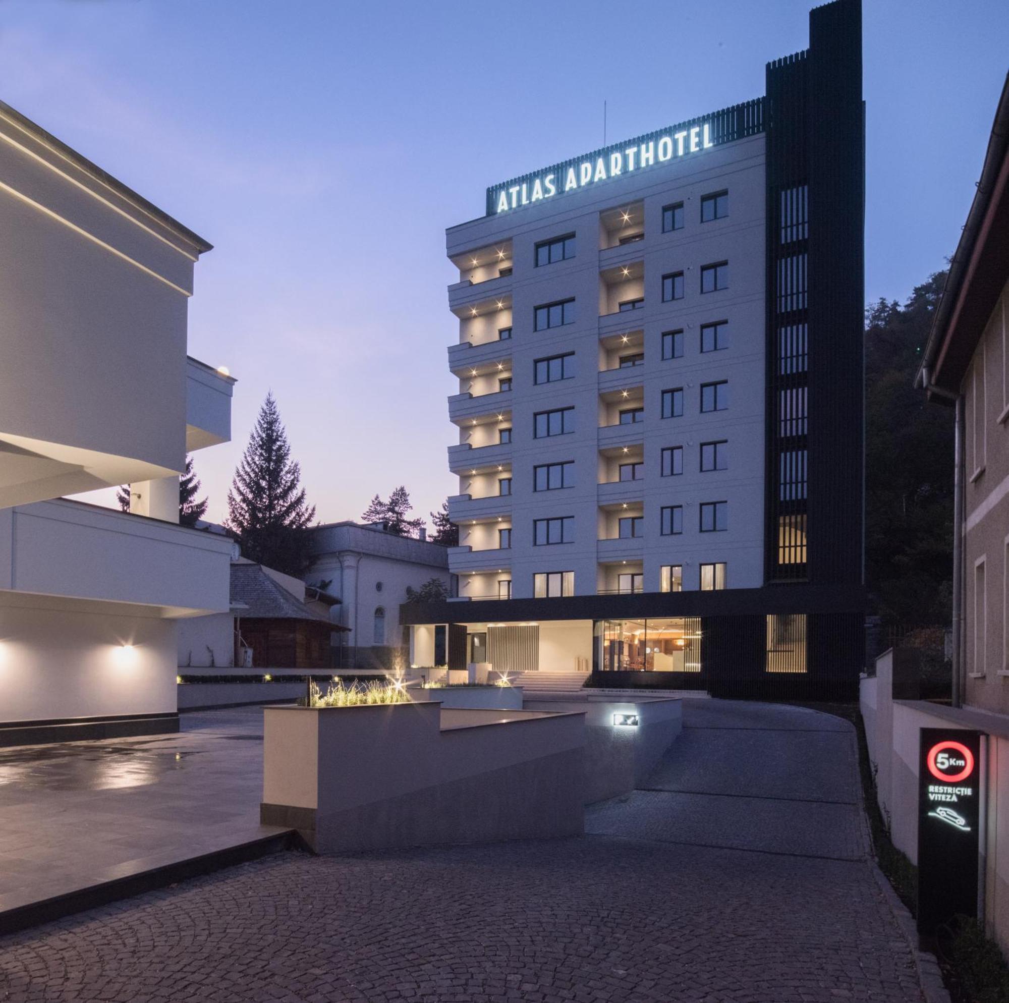 1. Atlas Aparthotel
